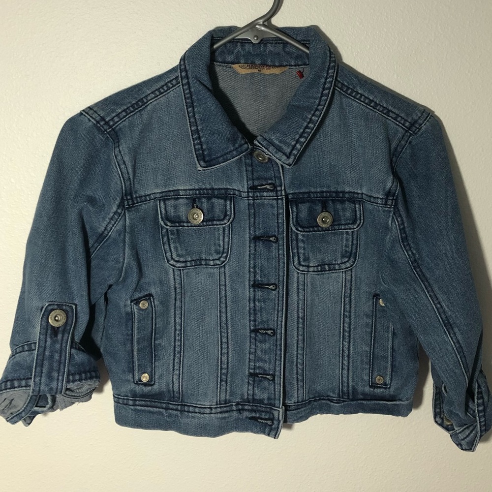 Cute cropped denim jacket